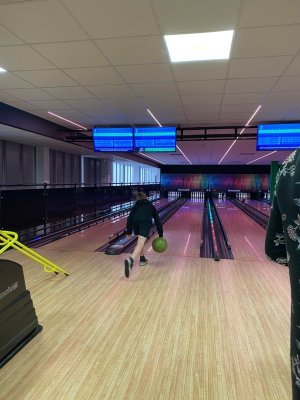 Last term pupils from Year 4, 5 & 6 had a fantastic morning at Ten pin bowling tournament in Bath! The scores were very close, Bailey from Sycamore class was our winner and Jayke from Oak class was close second.